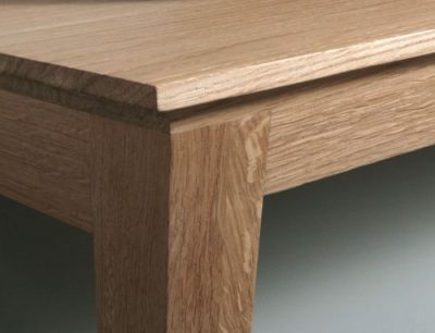 detail-console détail d'assemblage de la console en bois clair